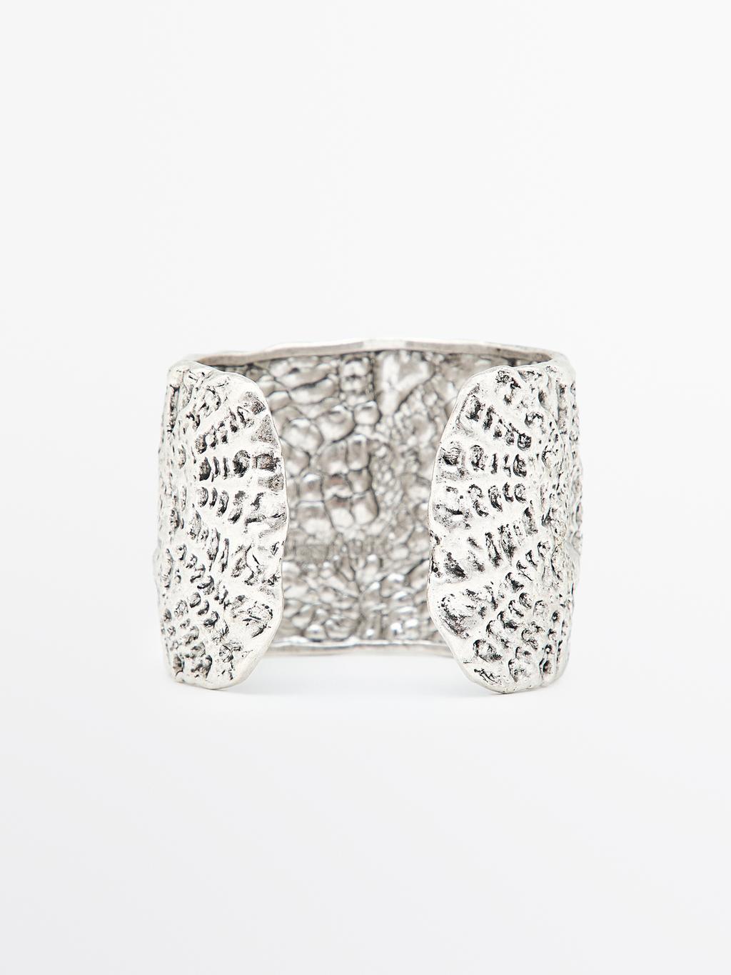 Textured metal bangle