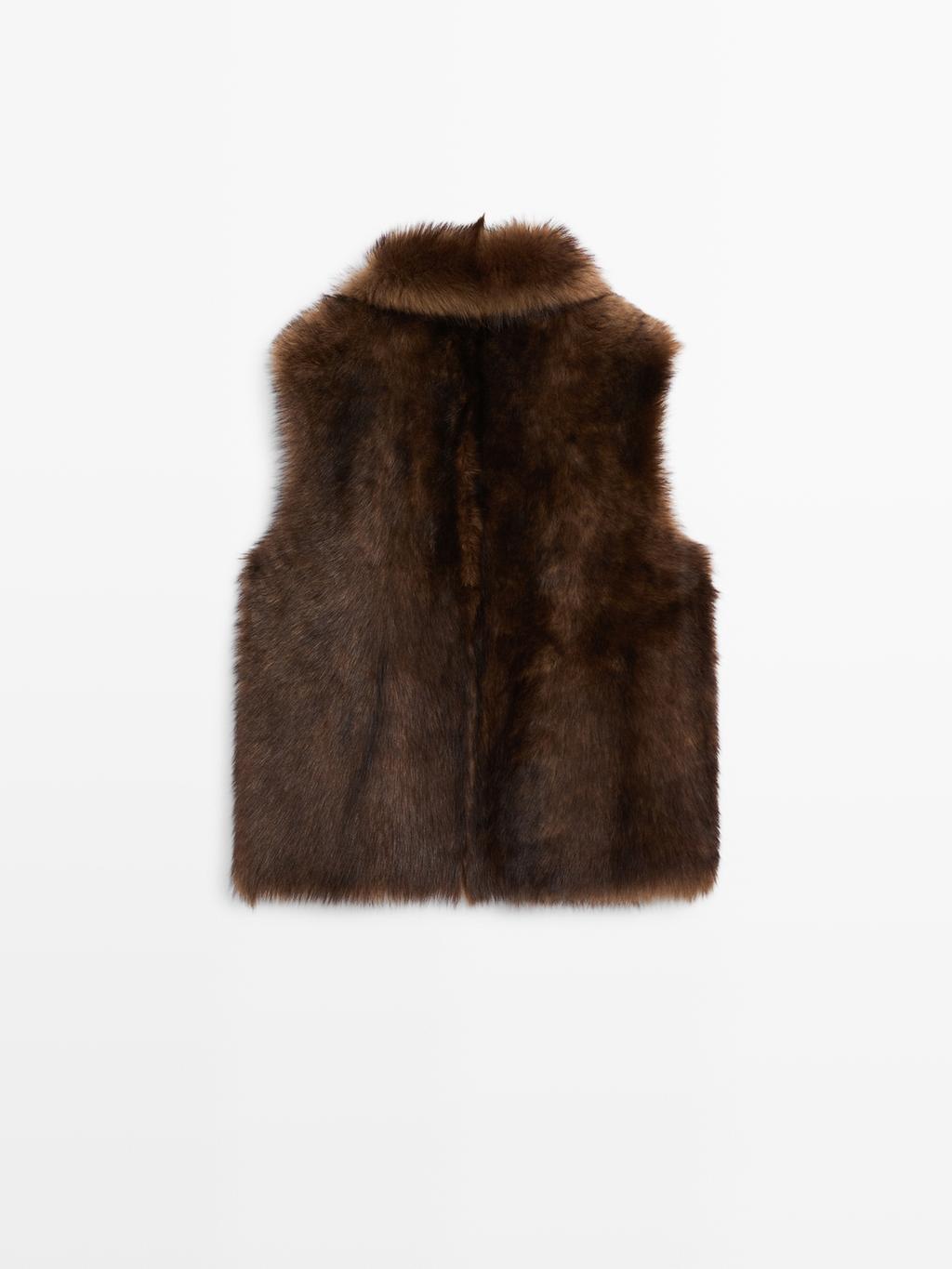 Leather high-neck waistcoat with fur