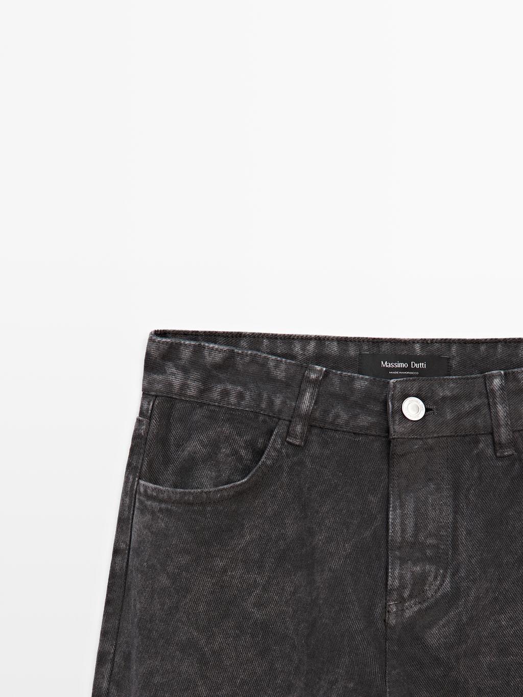 Mid-rise regular fit jeans