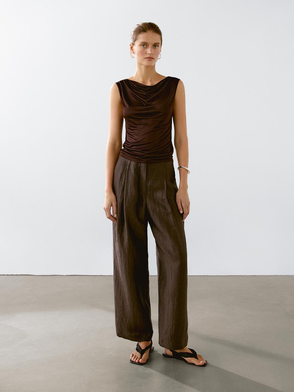 Flowing linen blend trousers with darts
