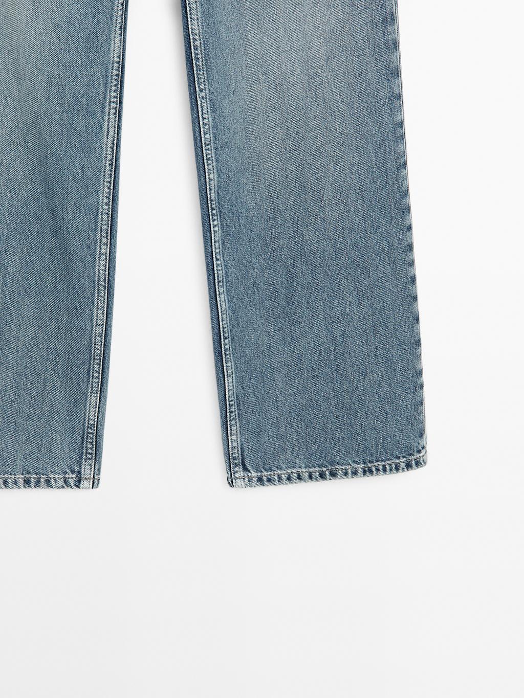 Low-rise straight-leg jeans