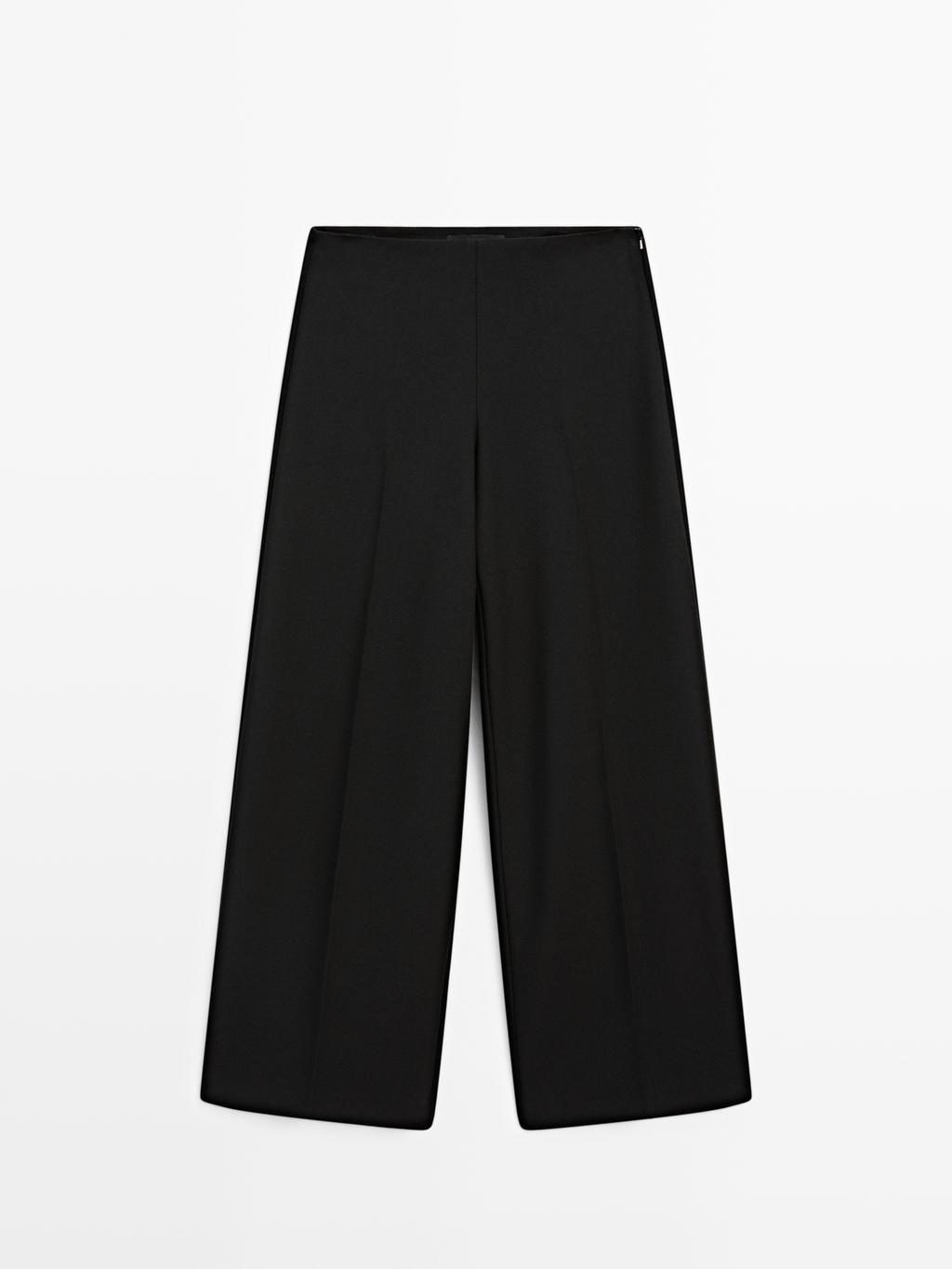 Wide-leg trousers with darts