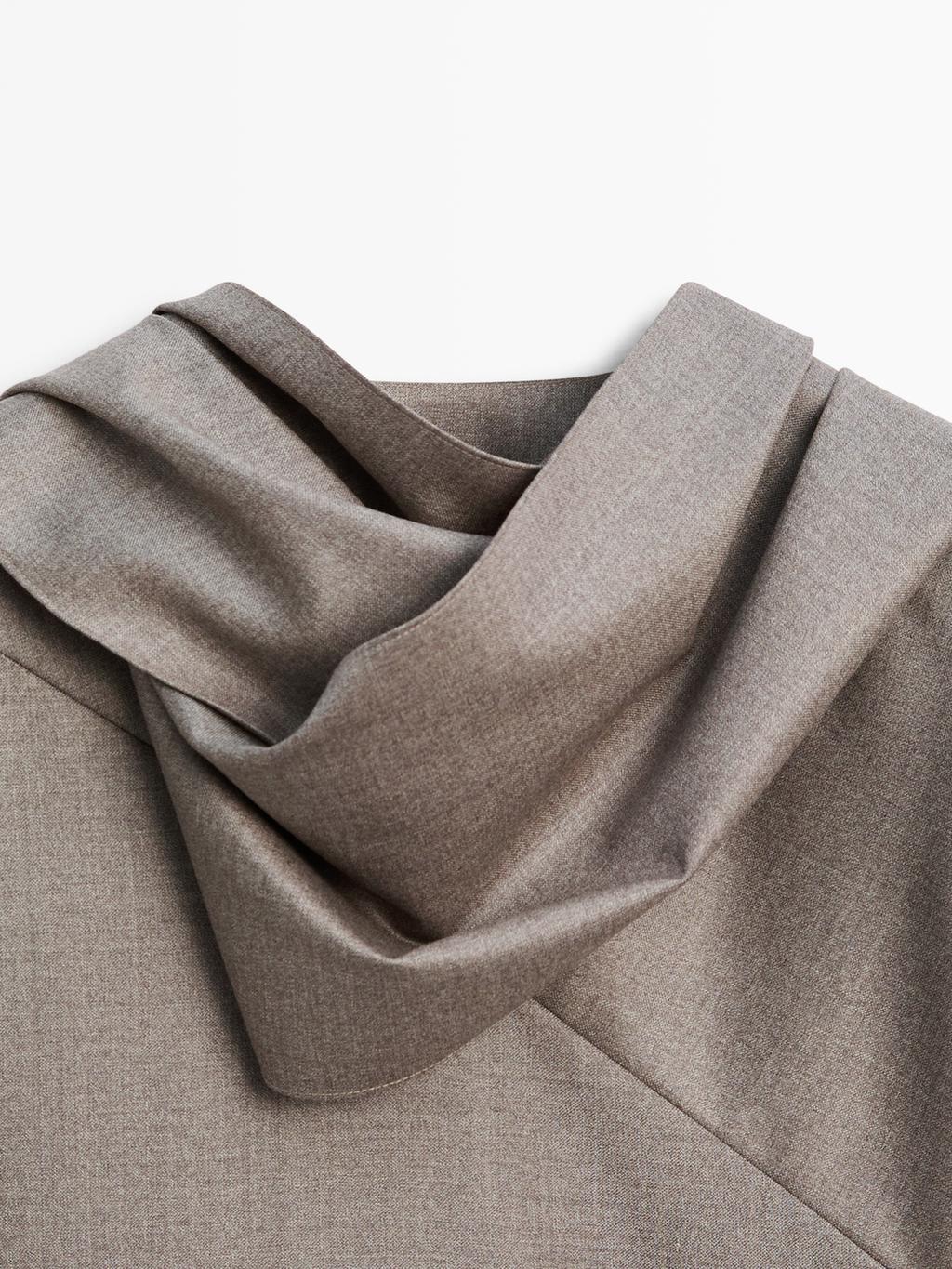 Blouse with tie neck - LIMITED