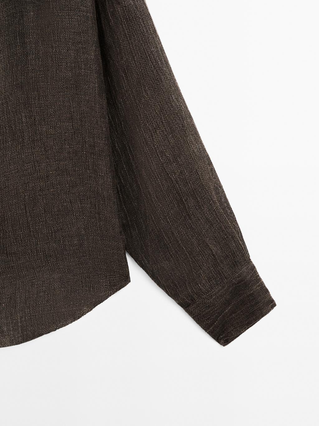 100% linen blouse with chest detail