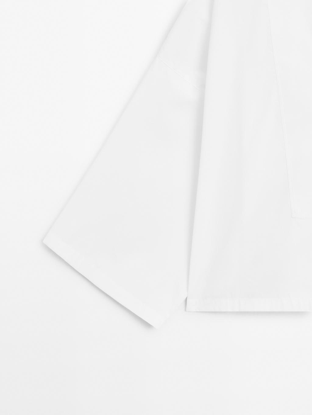 100% cotton blouse with button-up front