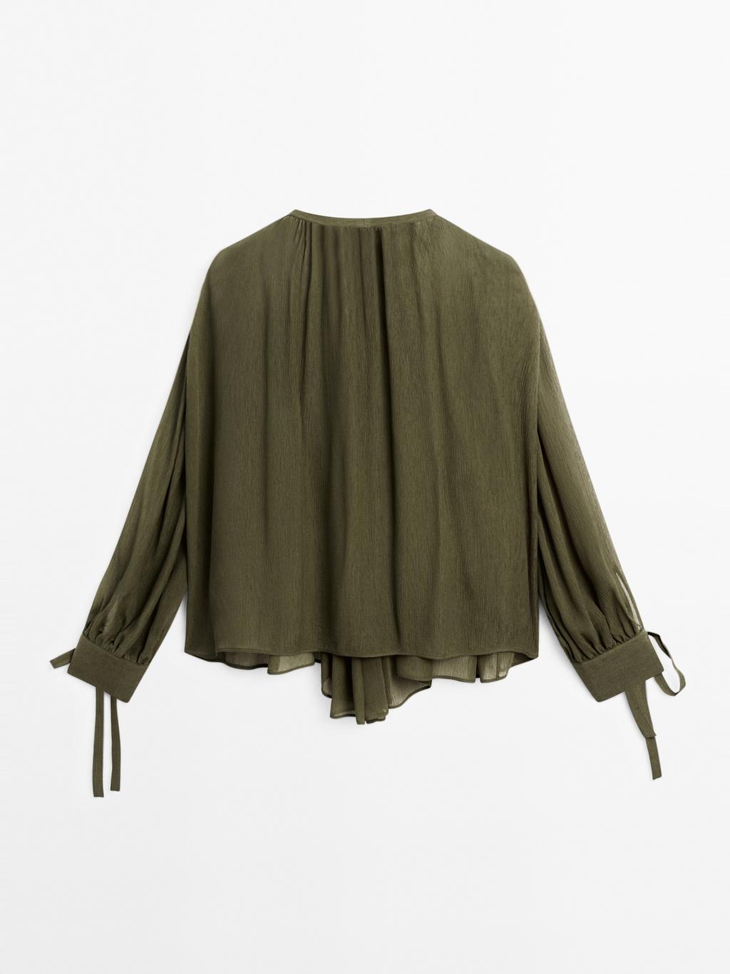 Cape blouse with ties