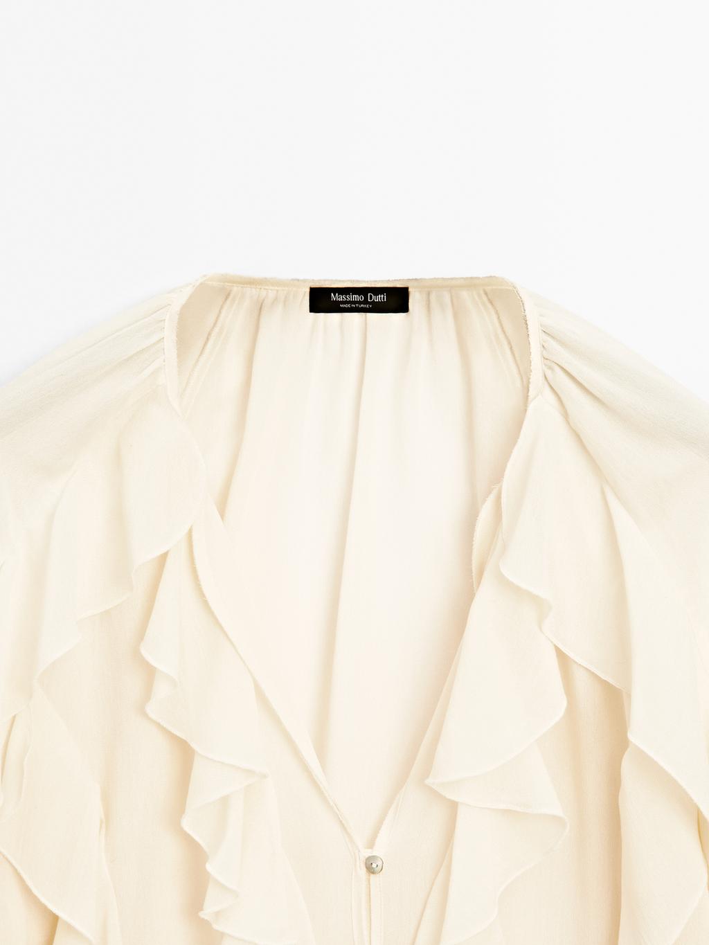 Flowing blouse with ruffles