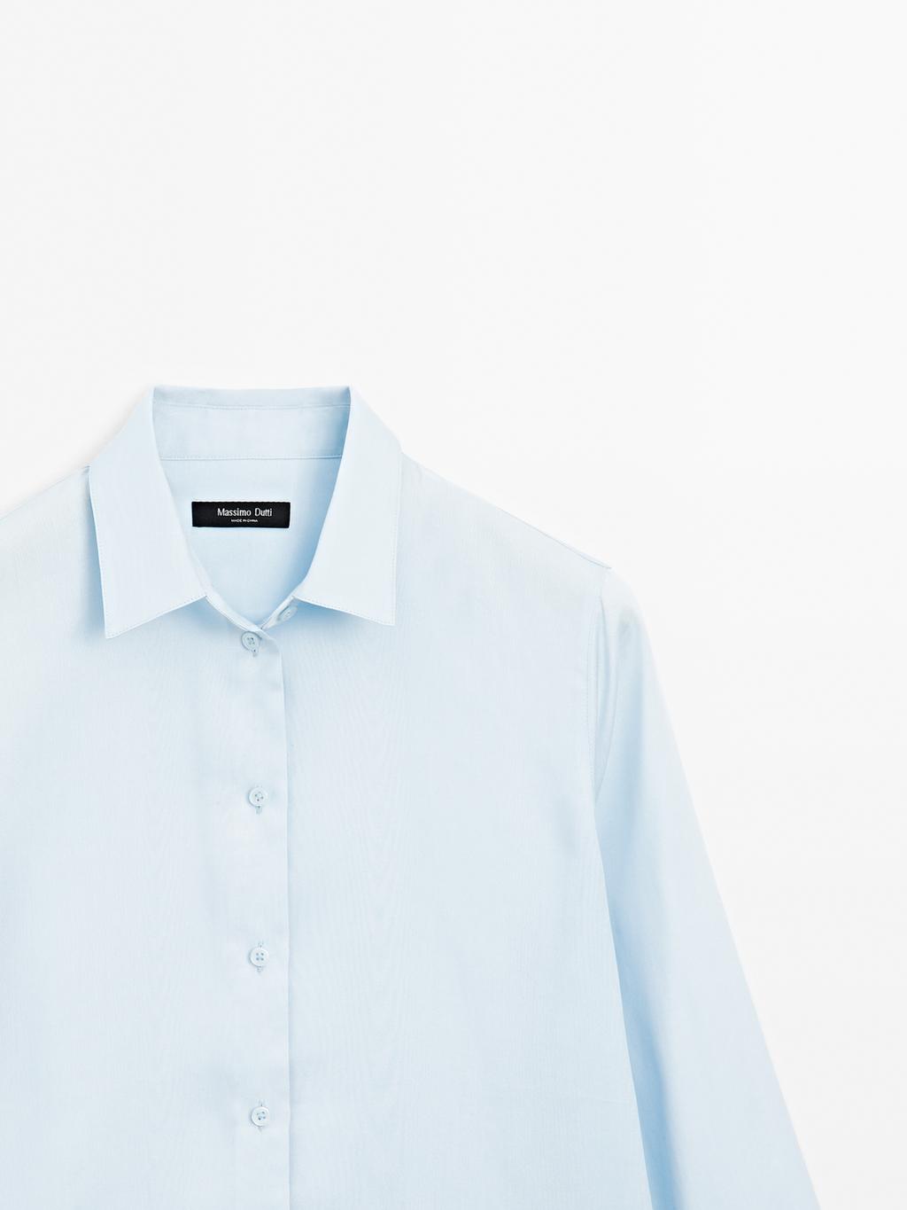 Flowing shirt with shirt collar