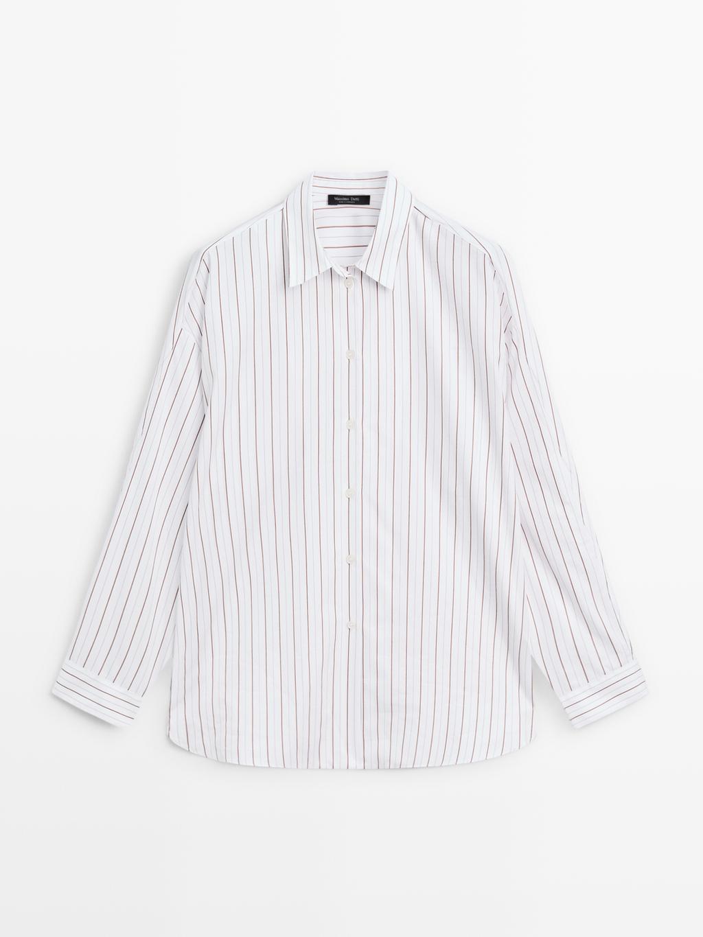 Loose-fitting striped shirt