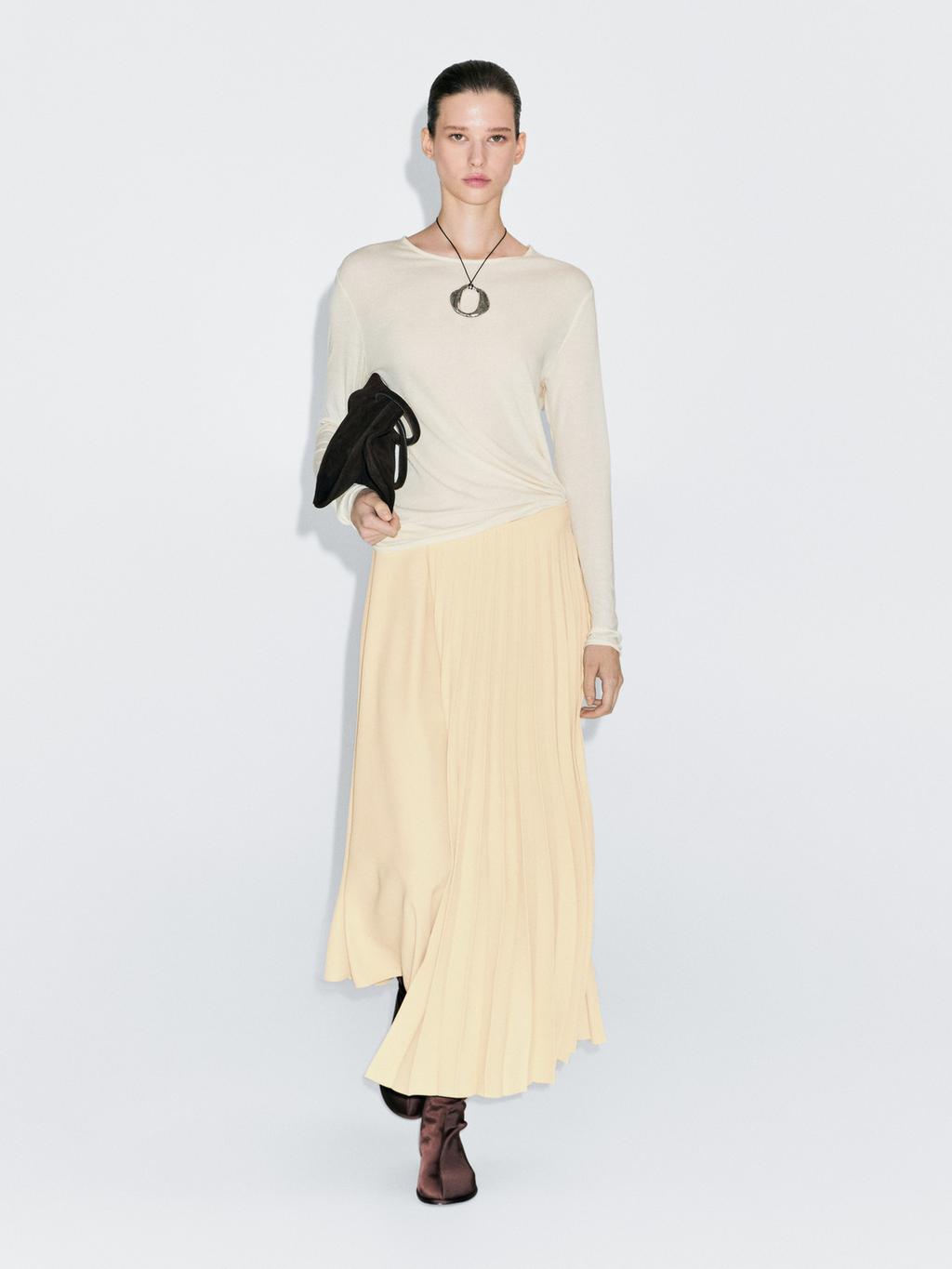 Asymmetric box pleat skirt