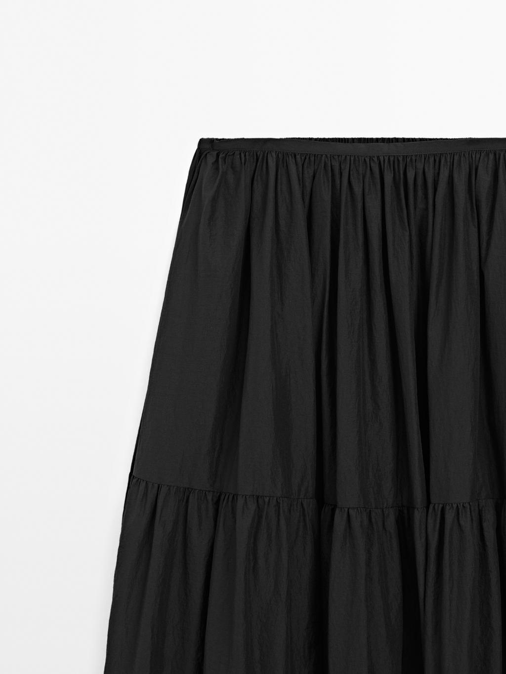 Long flared skirt with gathered detail