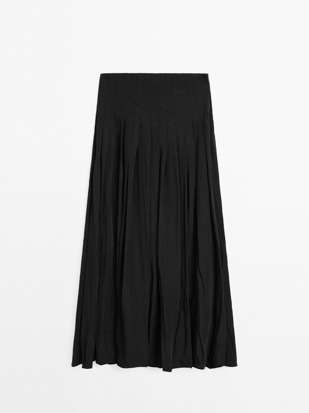 Flowing midi skirt with box pleats