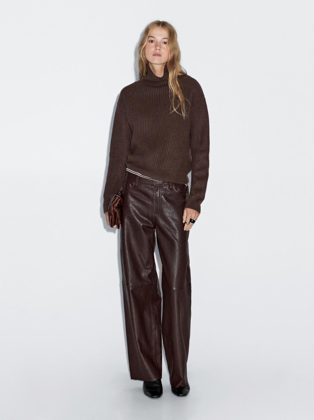 Sheepskin leather trousers with nappa finish