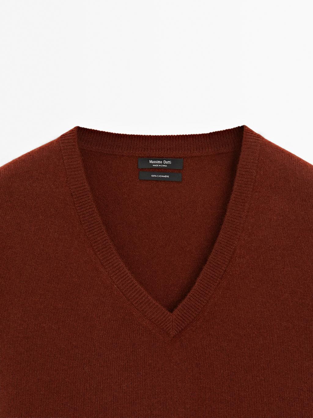 Knit 100% cashmere V-neck sweater