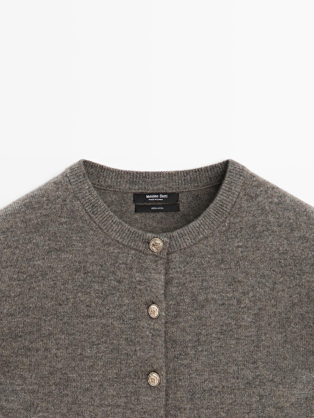 Knit 100% wool cardigan with gold buttons