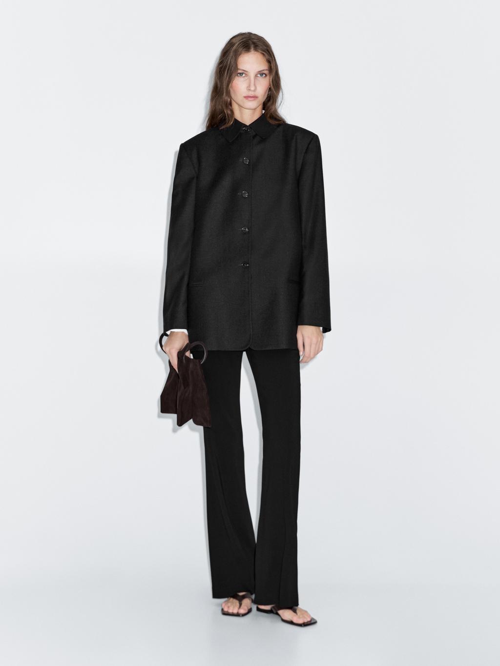 Contrast collar short coat