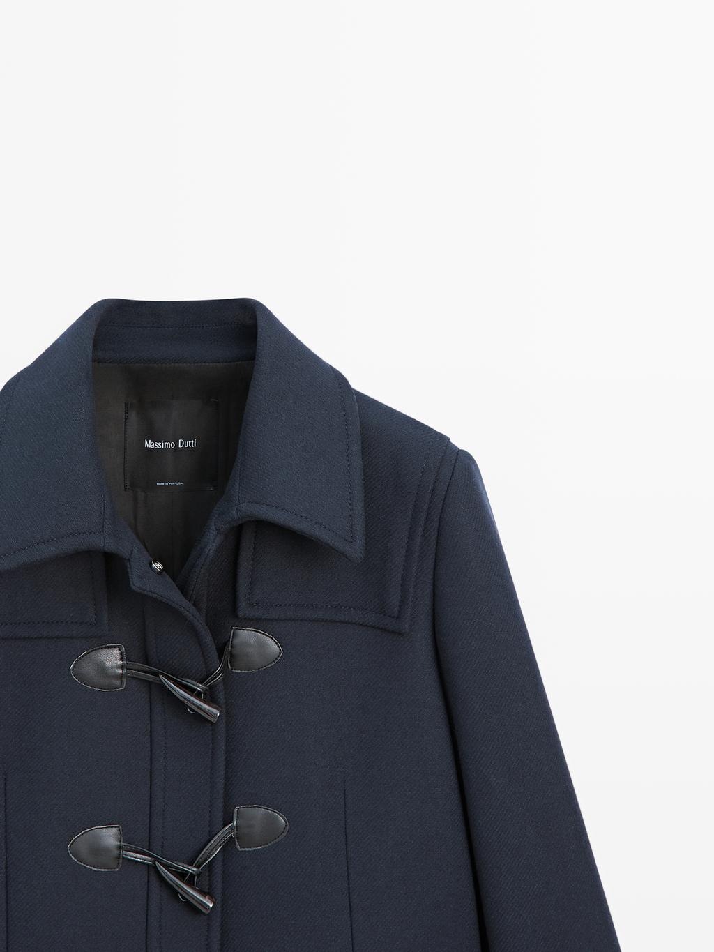 Long coat with toggles