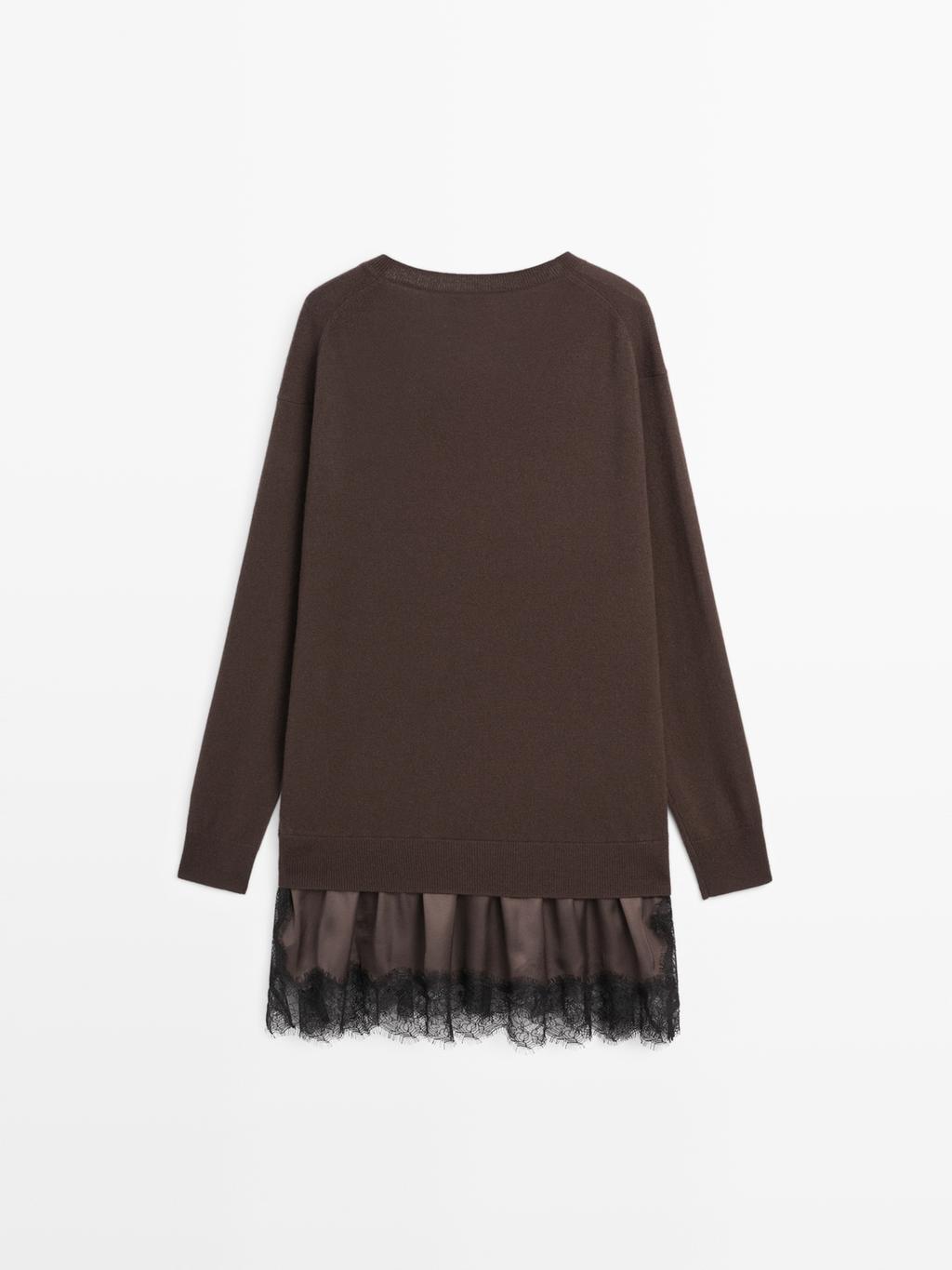 Long knit sweater with contrast lace