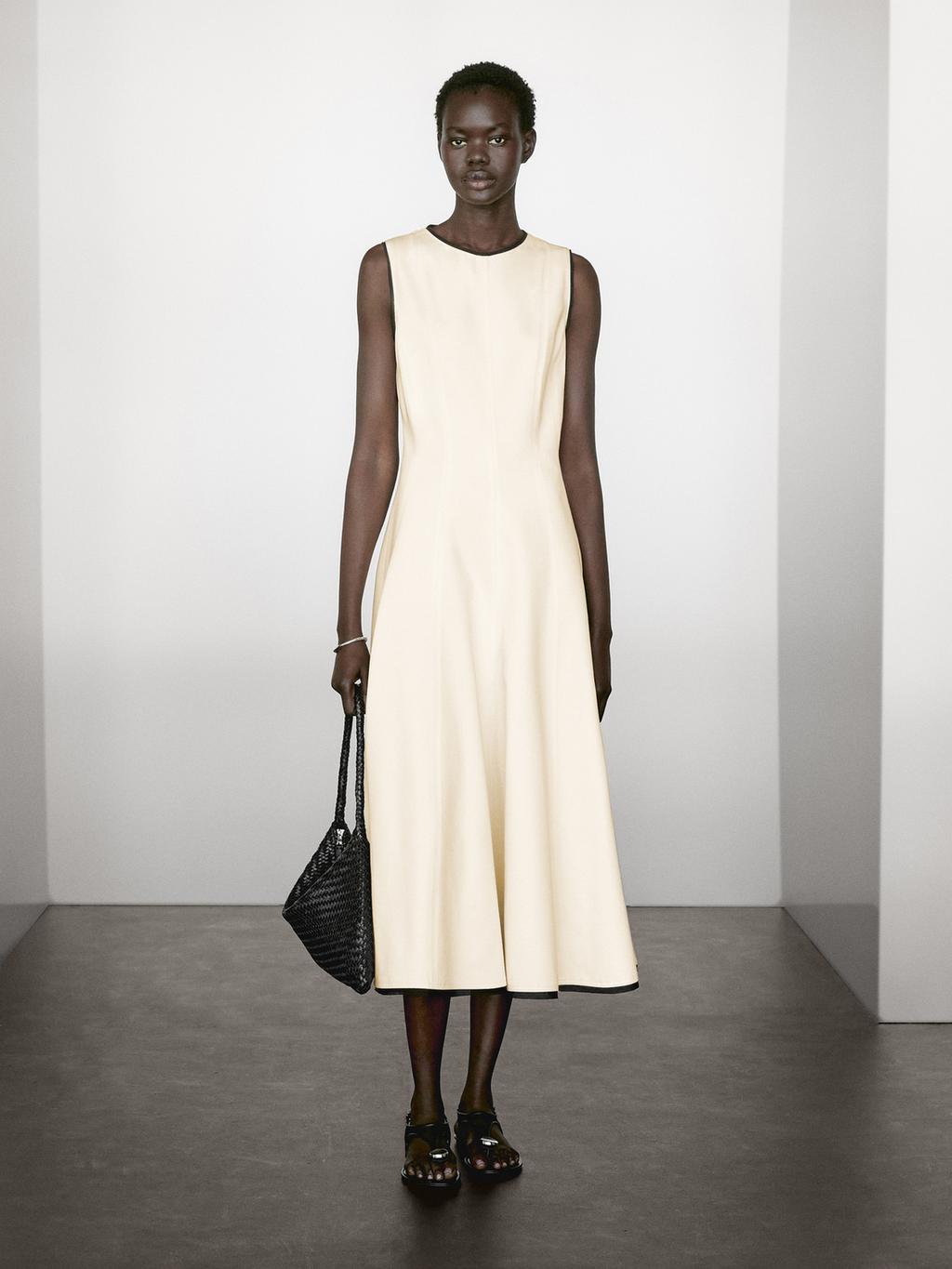 Flounce dress with contrast trims