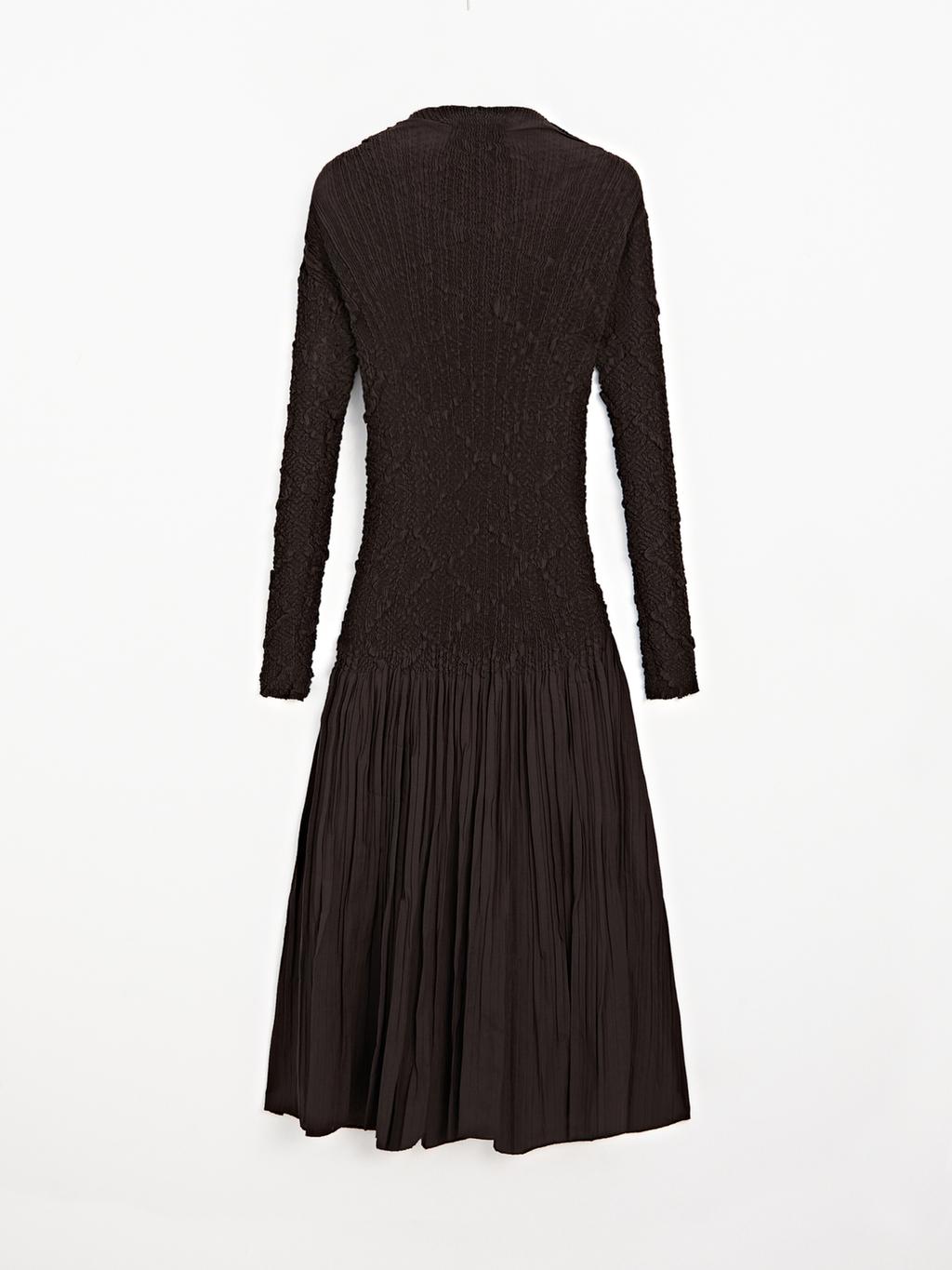 Long pleated stretch dress