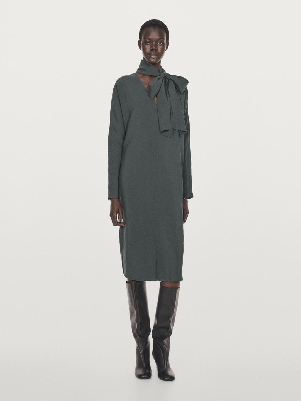 V-neckline midi dress with tie detail