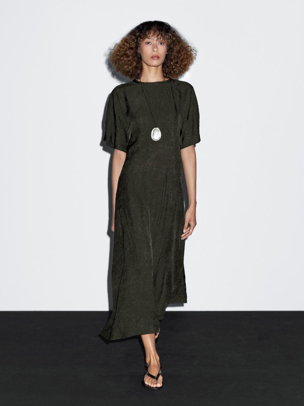 Long satin dress with short sleeves