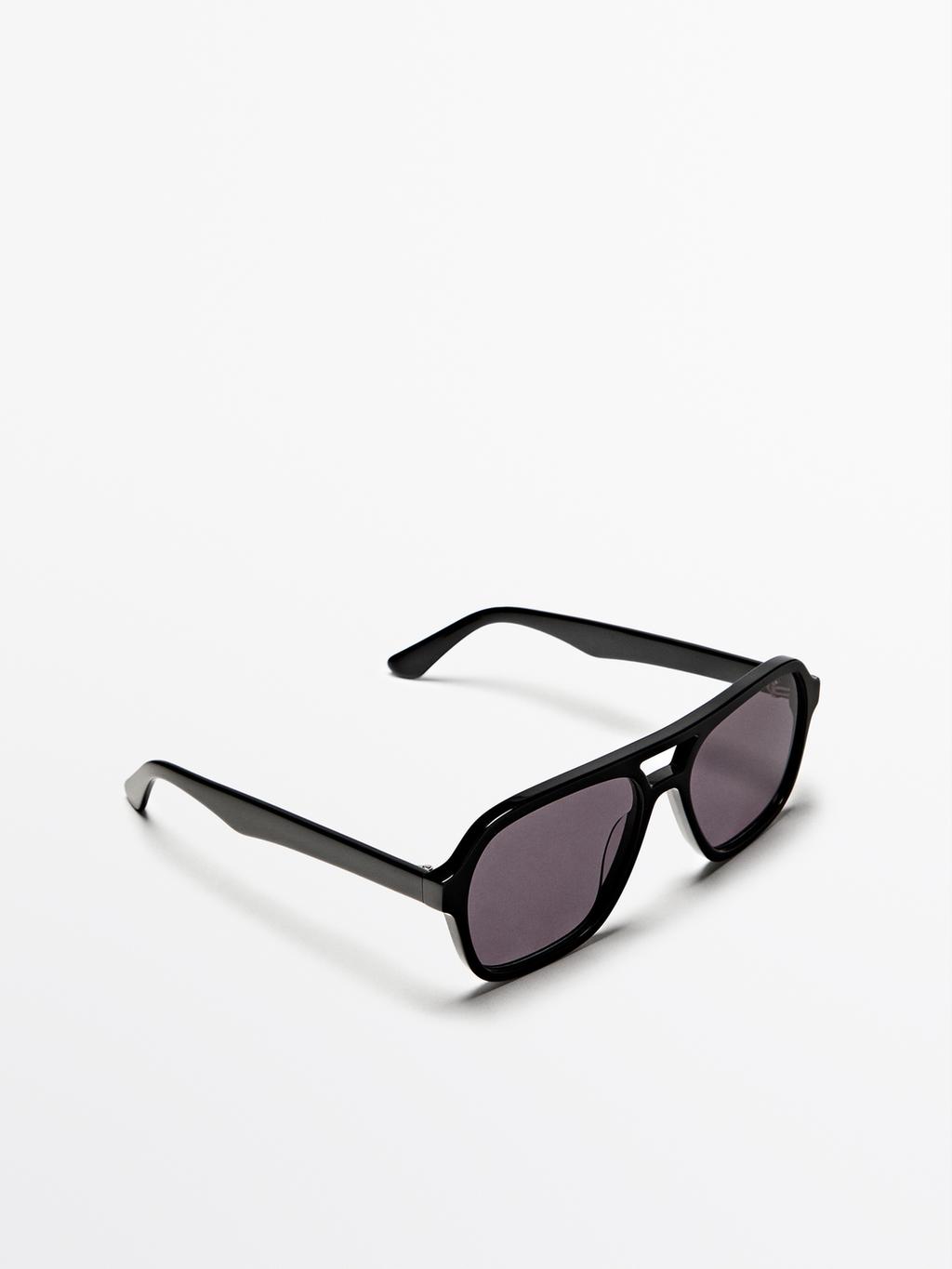 Aviator sunglasses