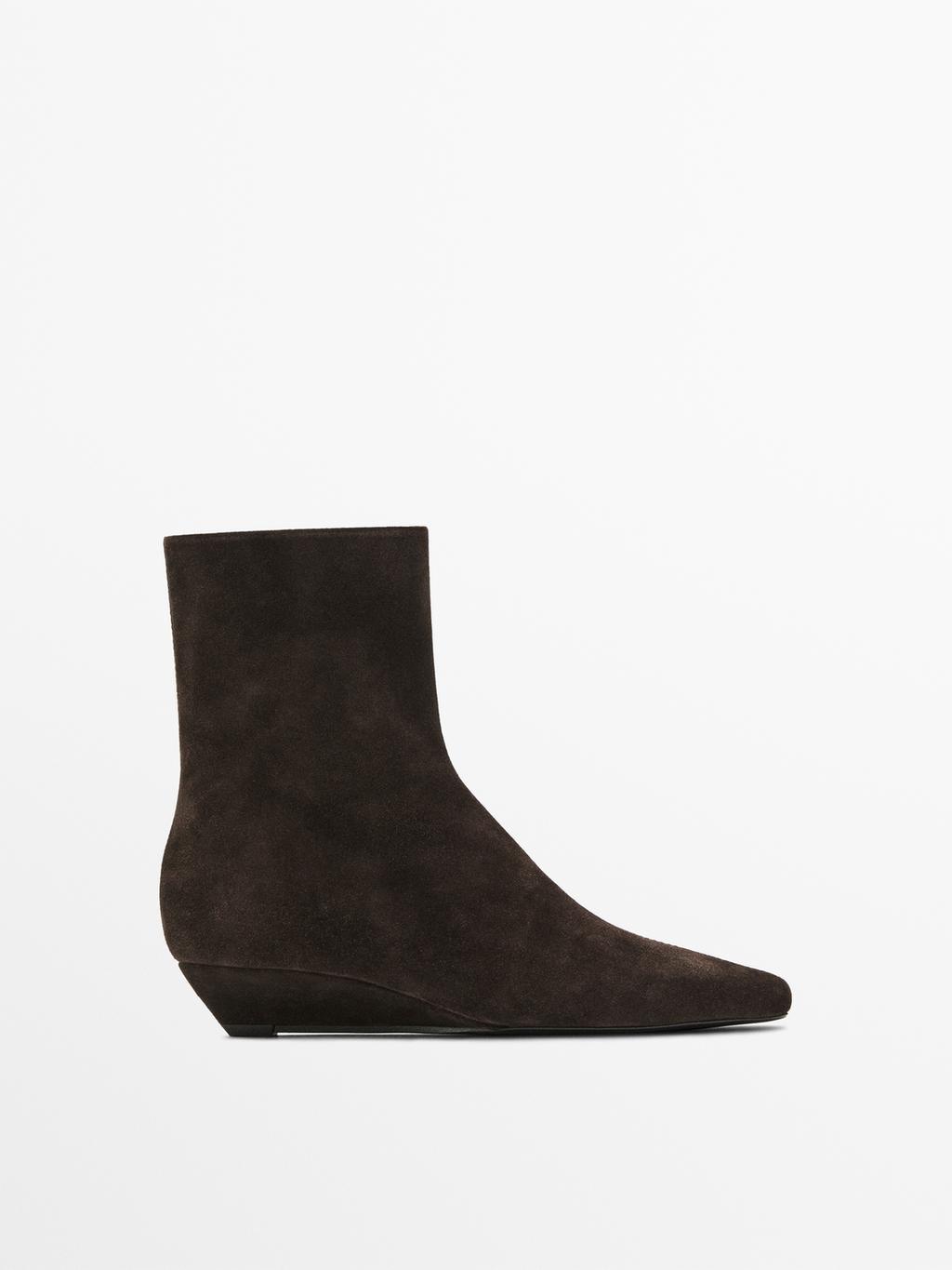 Wedge heeled ankle boots
