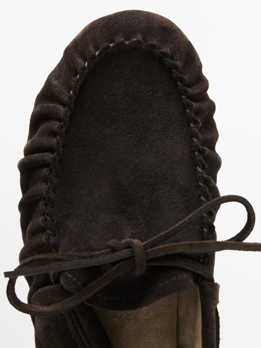 Split leather loafers with gathered bow