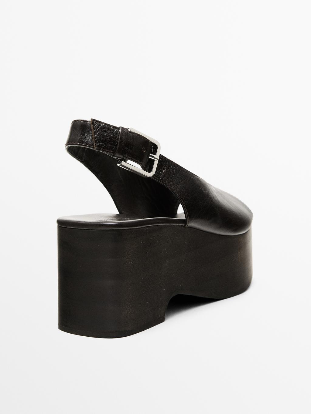 Wooden wedge mule sandals