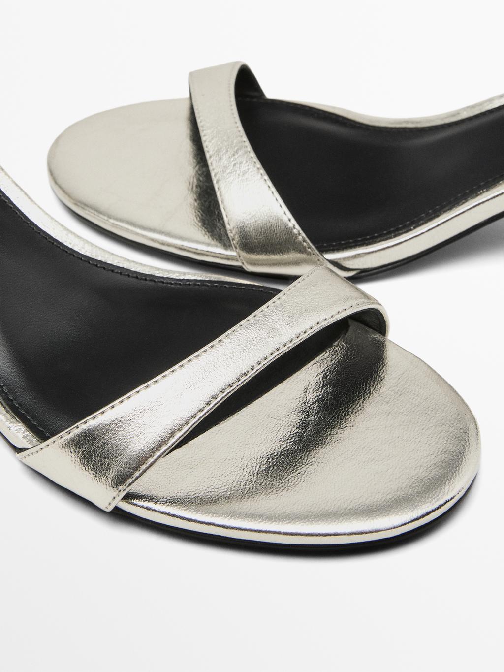 High-heel sandals with metallic strap